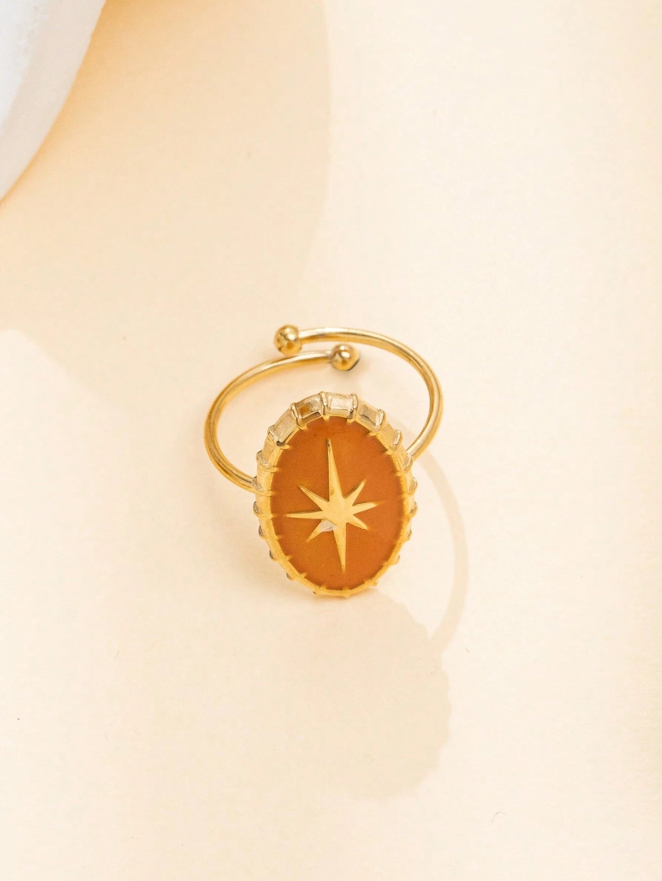 Oval Star
