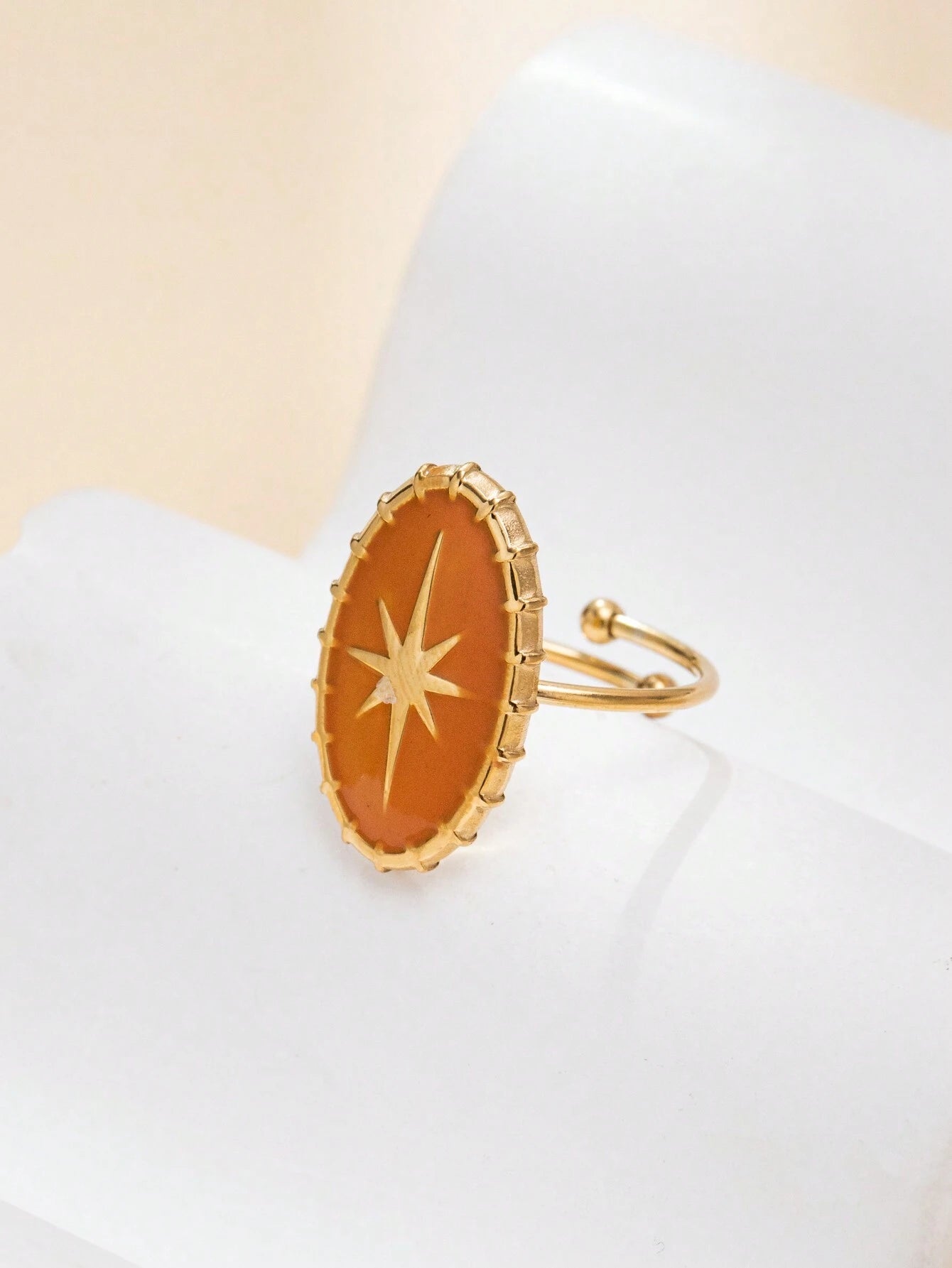 Oval Star