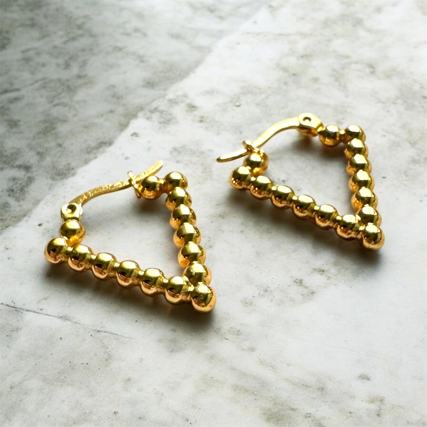 GOLD LOVE