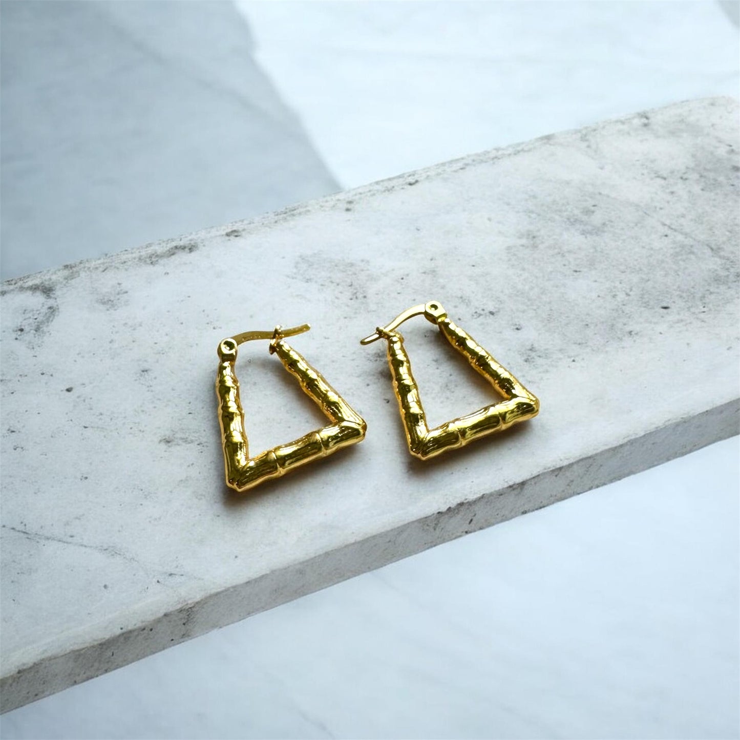 GOLD LOVE